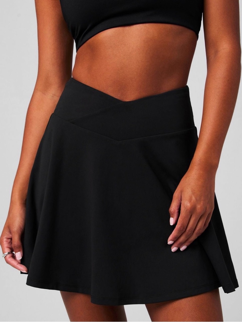 NWT Fabletics Crossover Flounce Skirt Classic Mini